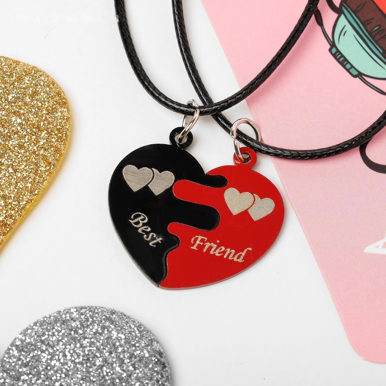 Кулоны на шнурке 