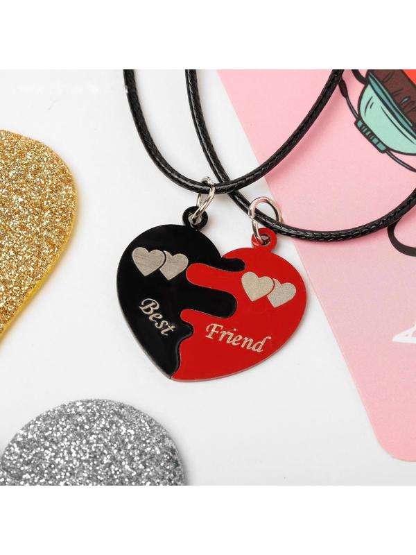 Кулоны на шнурке 