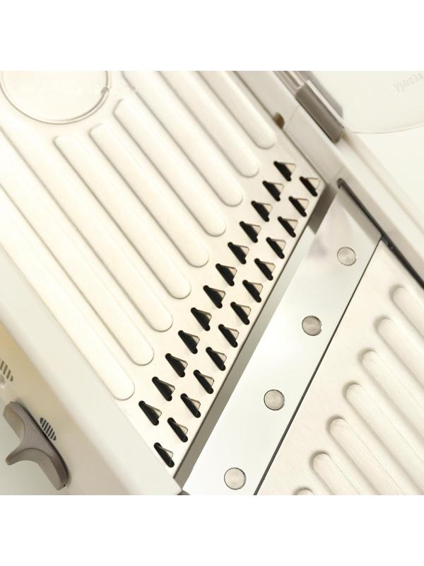 Овощерезка Magistro Stormy, с контролируемым углом нарезания, нержавеющая сталь, 35×15×14 см, цвет белый