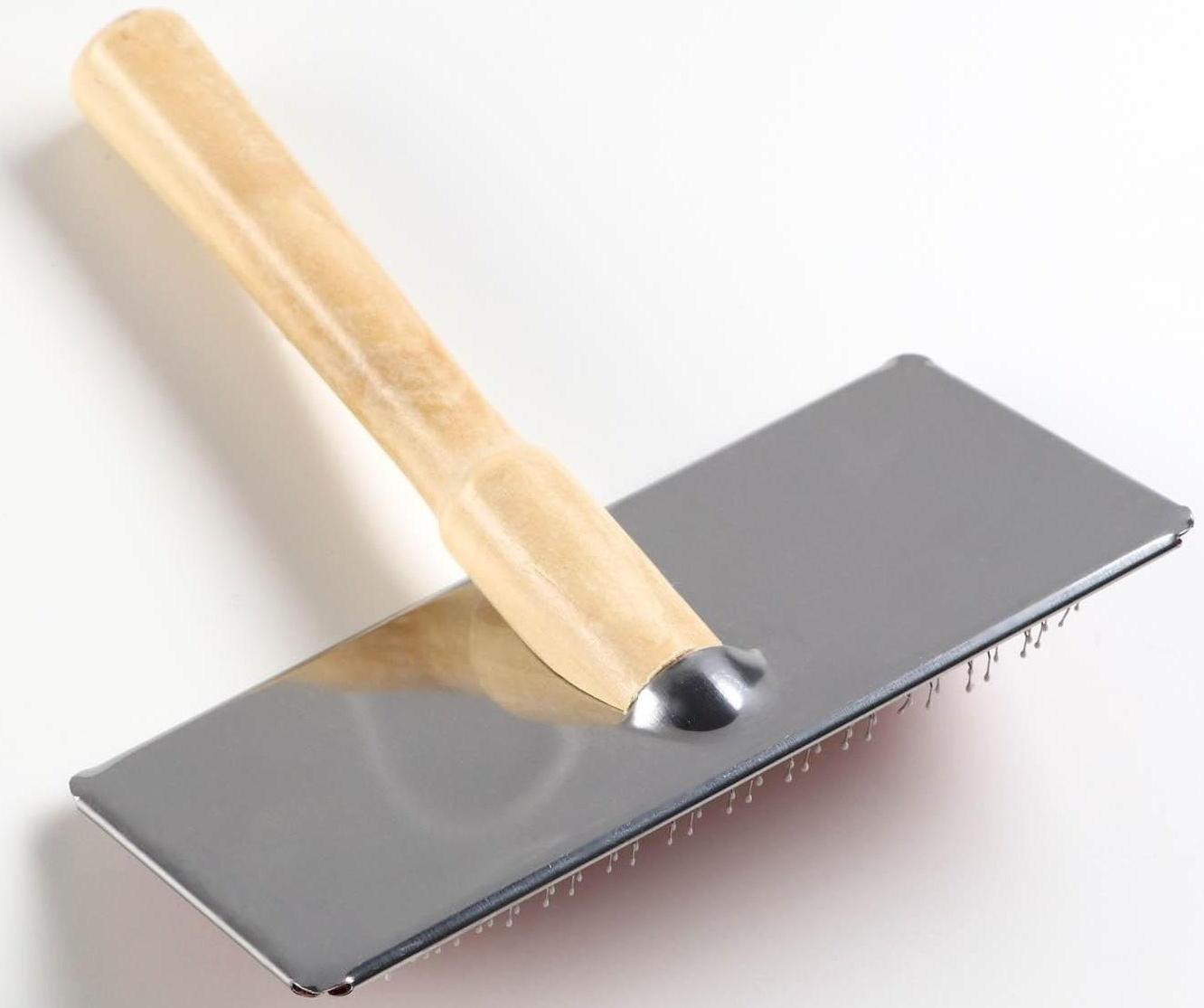 Пуходерка Wood большая с каплями, 12 х 13 см, деревянная ручка