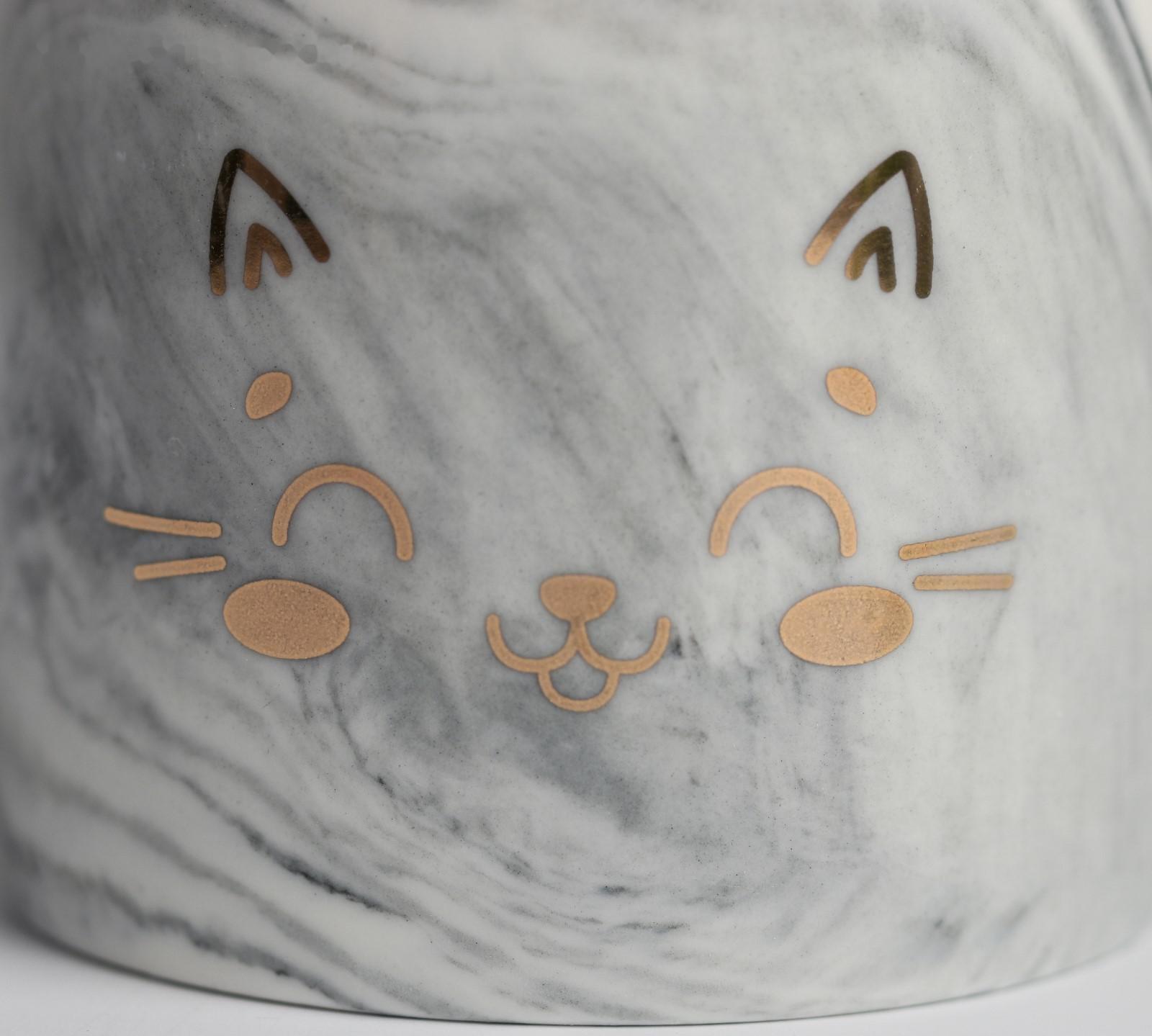 Керамическое кашпо с тиснением «Котик», 8 х 7,5 см