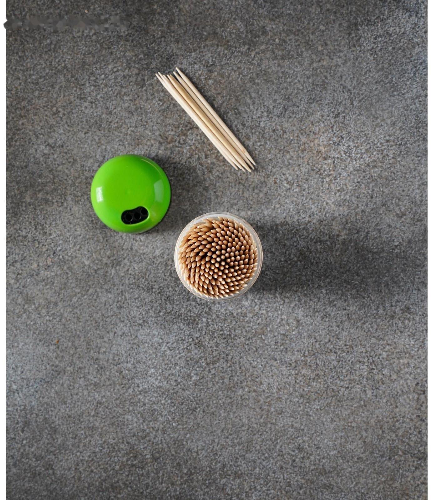 Зубочистки из берёзы Magistro, 200 шт, пластиковая баночка, крышка с дозатором