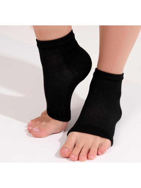 Напяточники для педикюра, увлажняющие, 16 × 8,5 см, one size, цвет чёрный