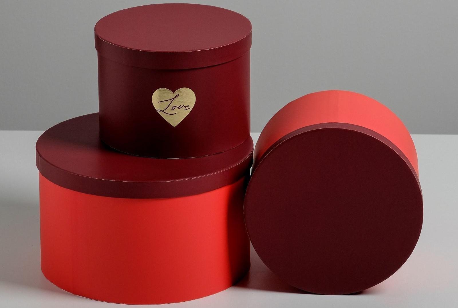 Набор шляпных коробок для цветов 3 в 1 «Красный», 18 × 13 см - 25 × 15 см