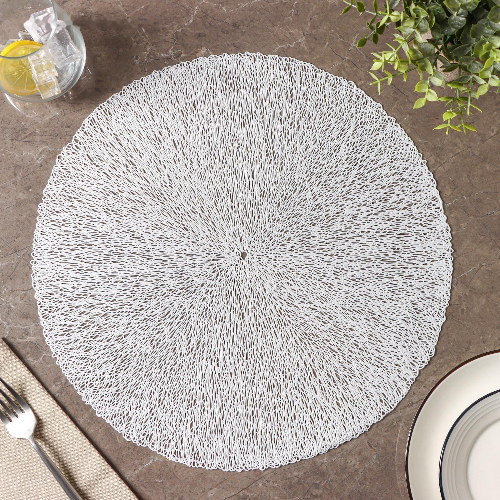 Набор салфеток сервировочных на стол Доляна «Соломка», d=38 см, 4 шт, цвет светло-серый