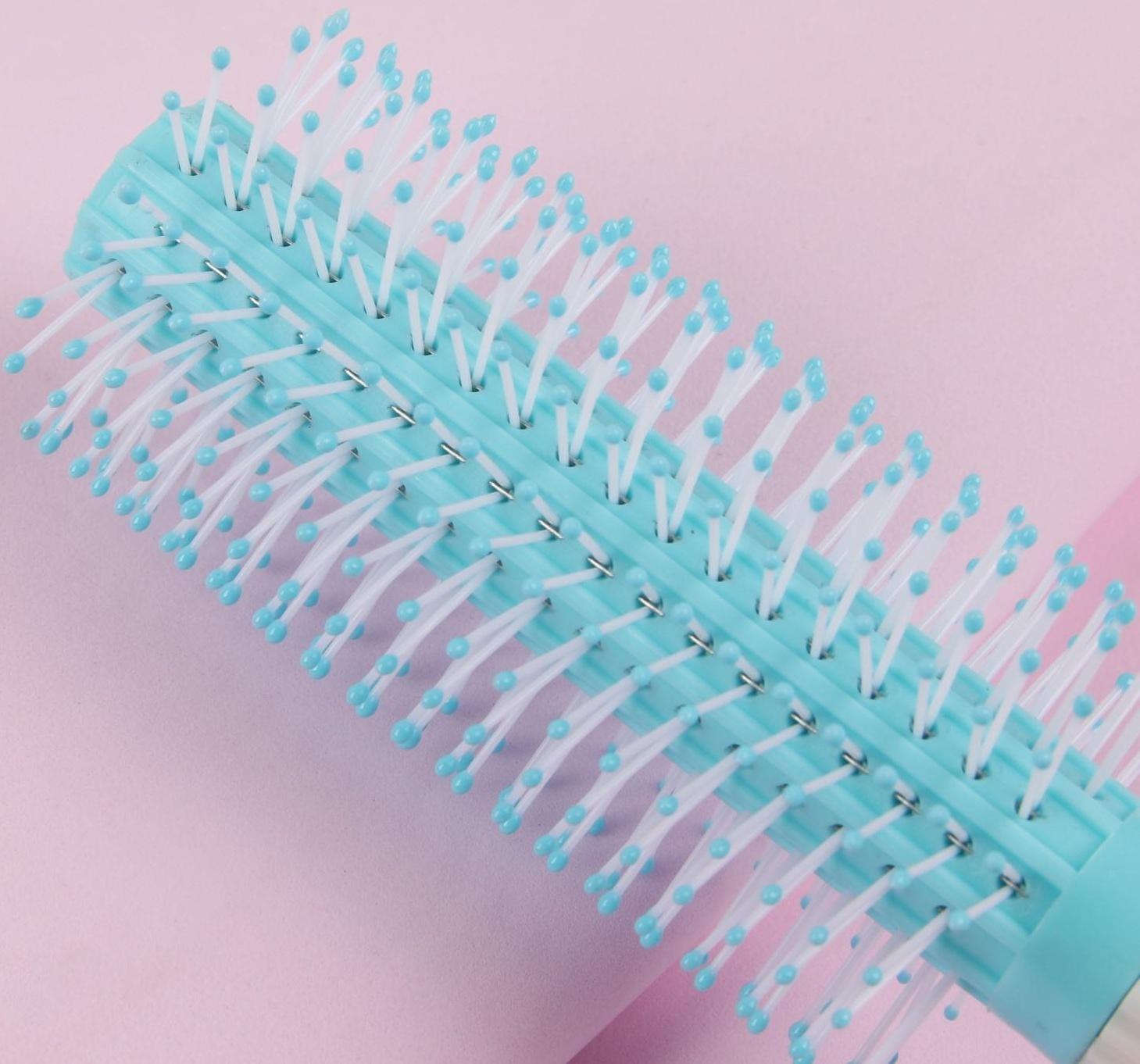 Набор расчёсок, 3 предмета, в футляре, цвет МИКС