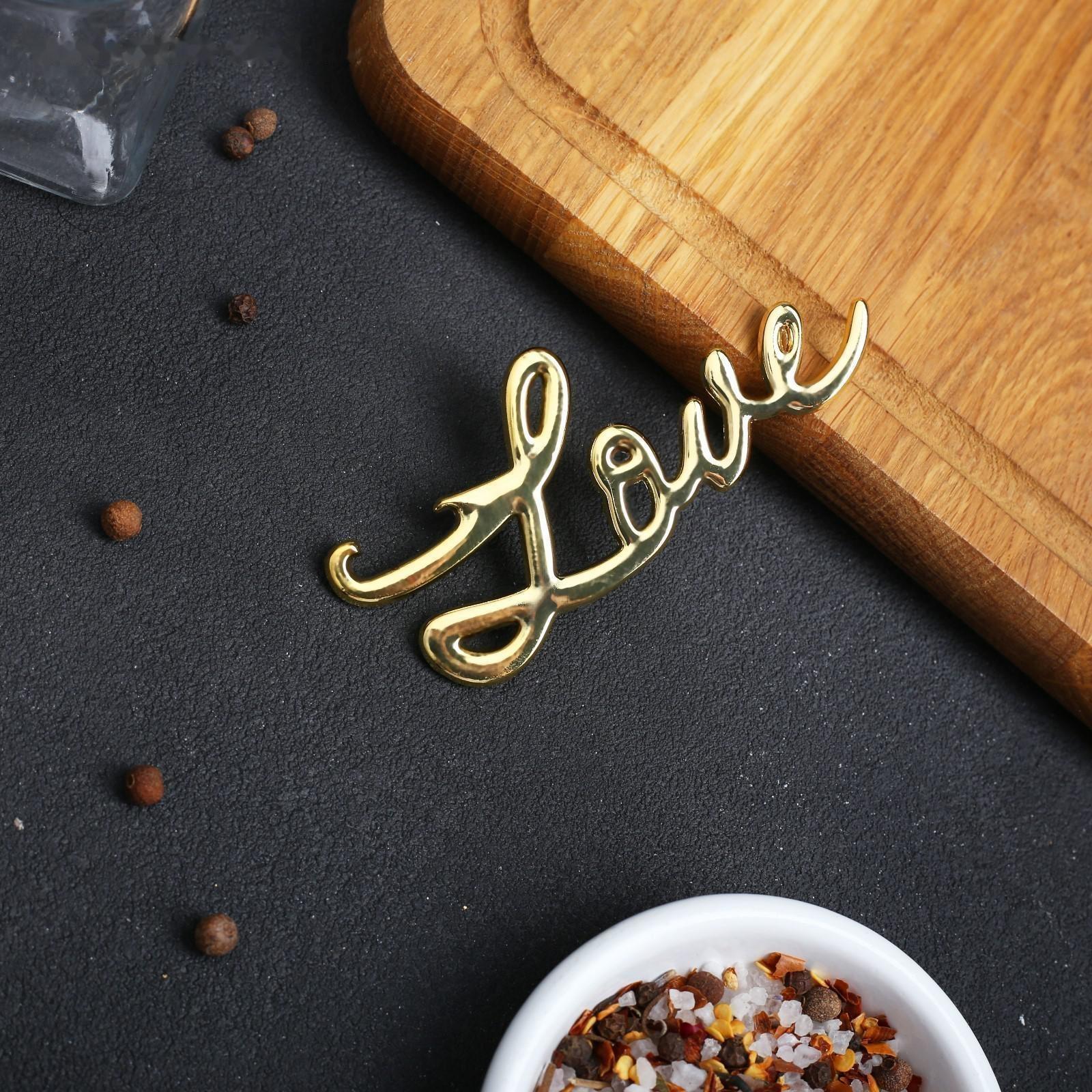 Открывалка «Любовь»