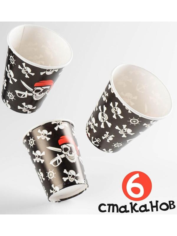 Набор бумажной посуды «Пиратский», 6 тарелок, 6 стаканов, 6 колпаков, 1 гирлянда