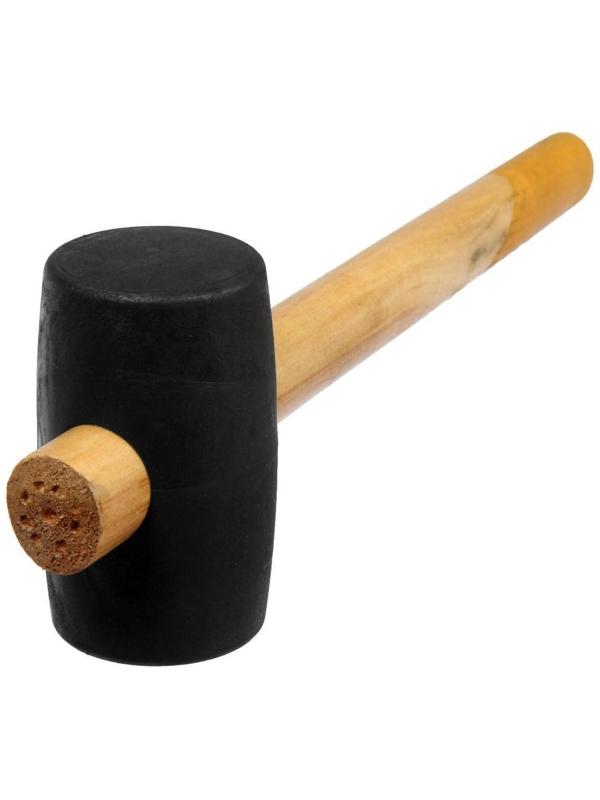 Киянка ТУНДРА, деревянная рукоятка, черная резина, 50 мм, 340 г
