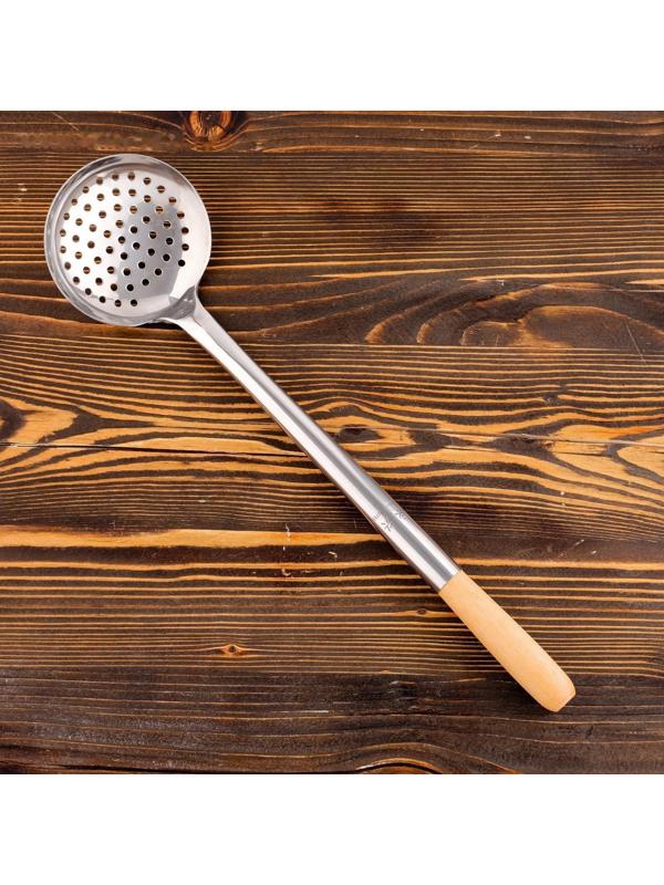 Шумовка для казана узбекская 47см, диаметр 12см, светлая деревянная ручка