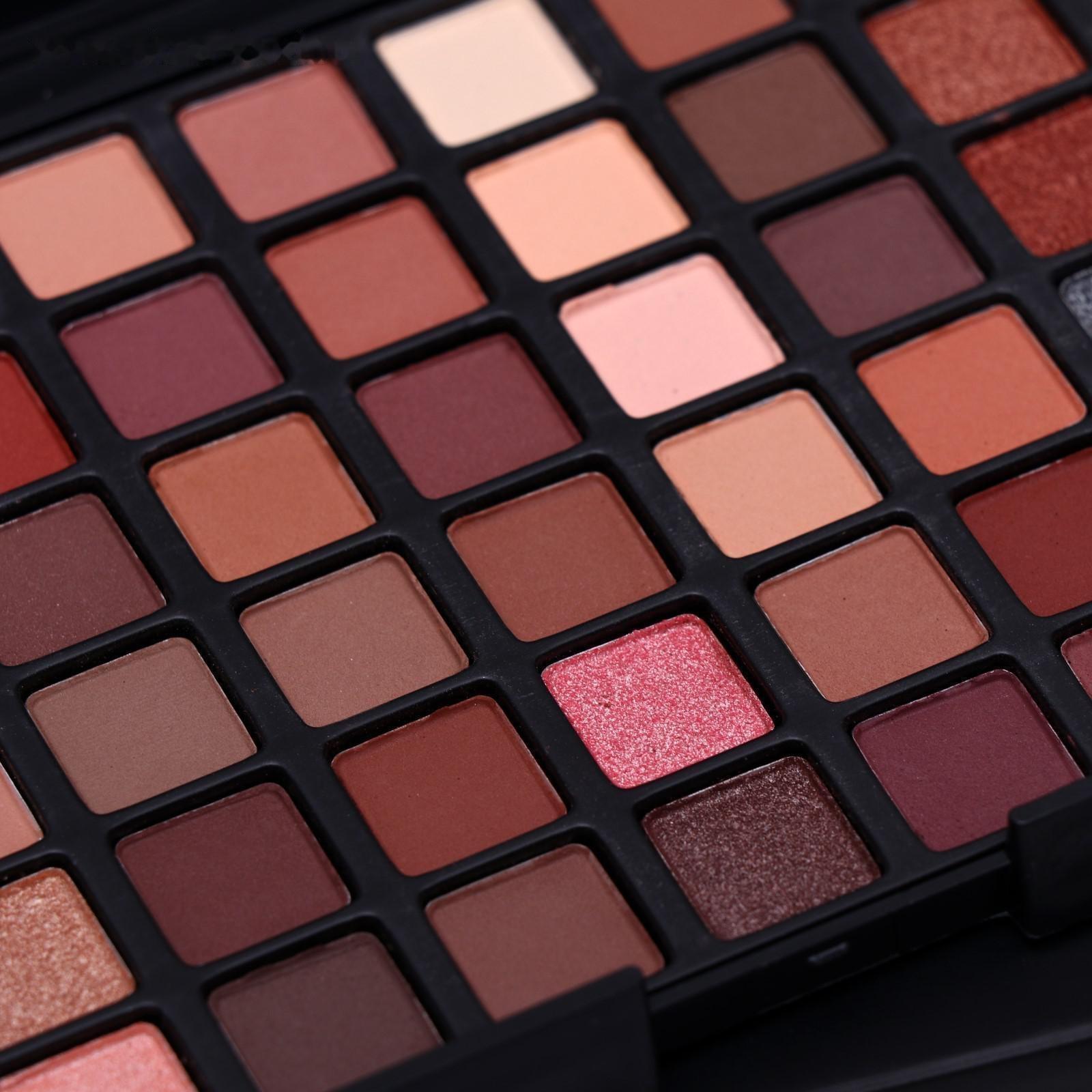 Палетка теней для век, 54 цвета