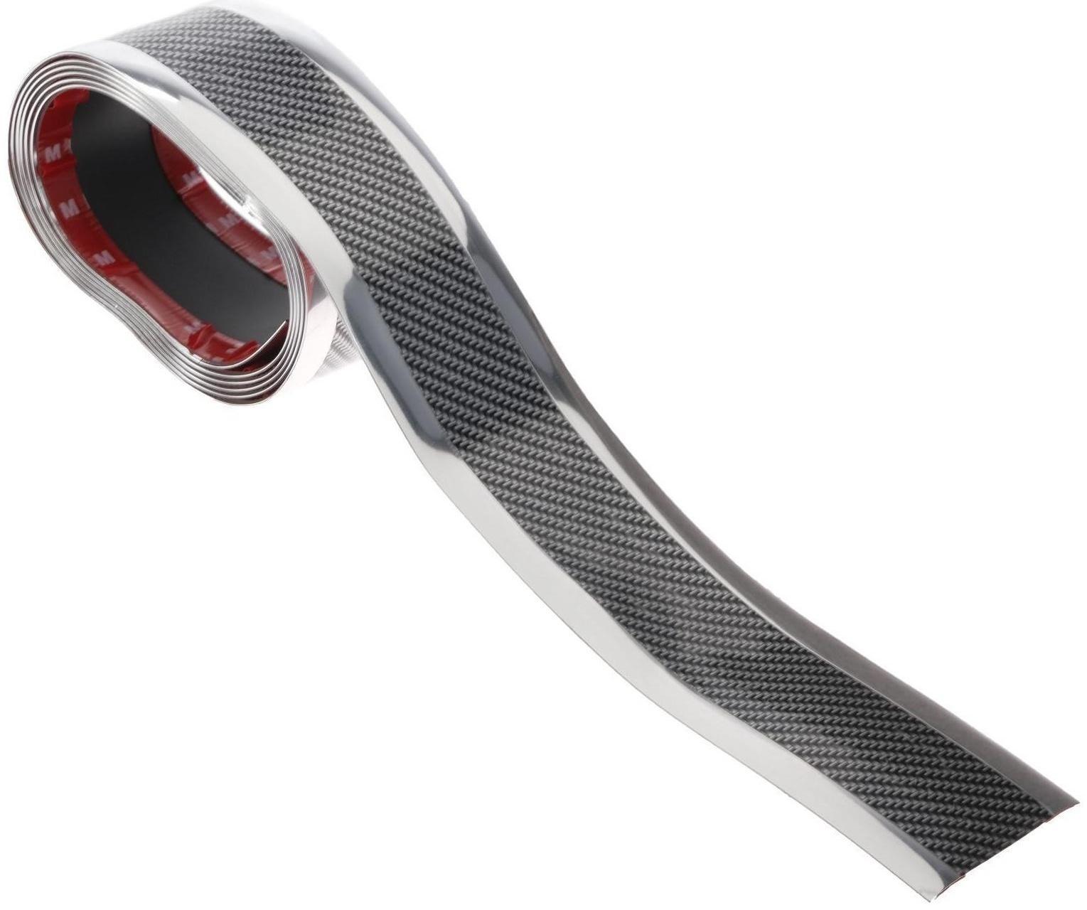 Защитная накладка на порог авто, под карбон с хром полосой, самоклеящаяся, 7х250 см