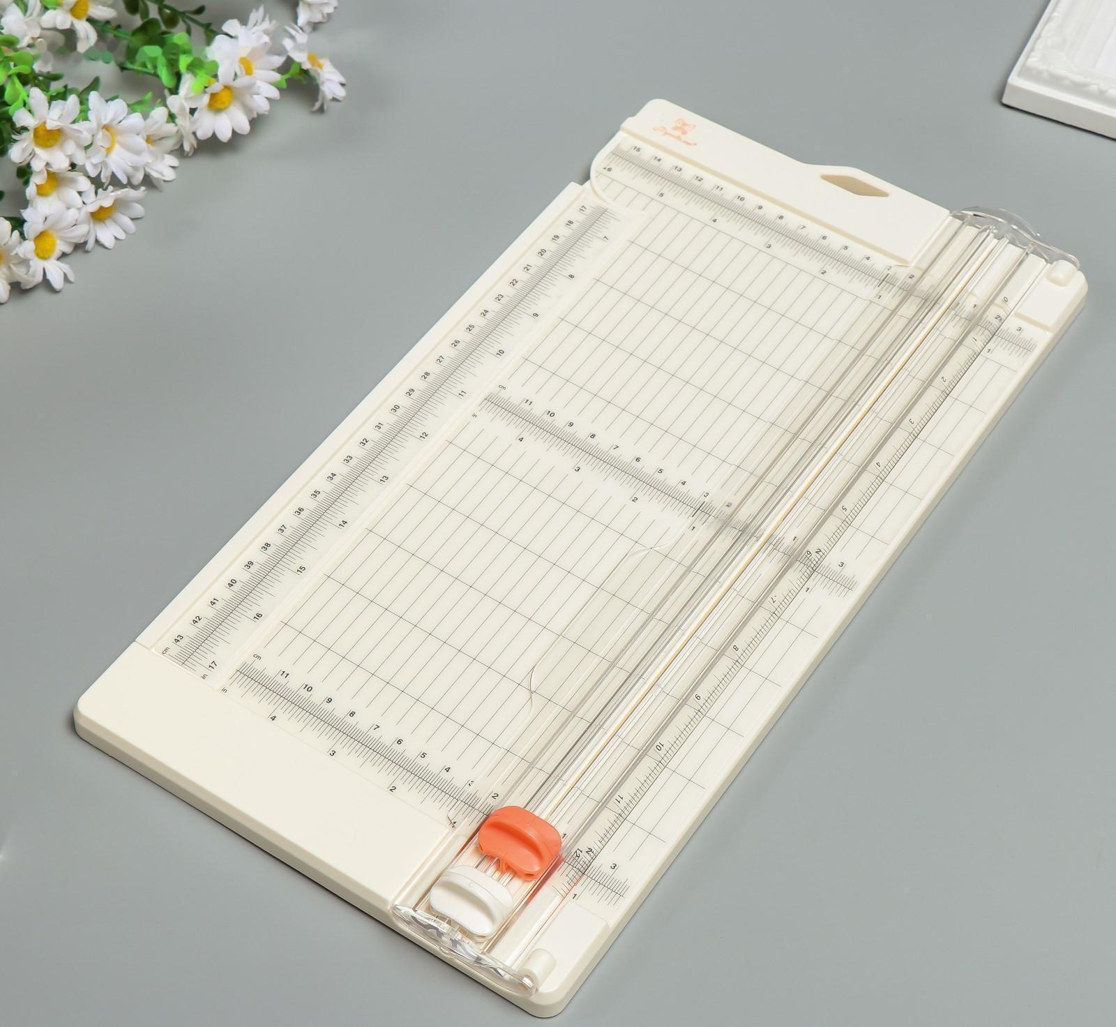 Резак для бумаги 