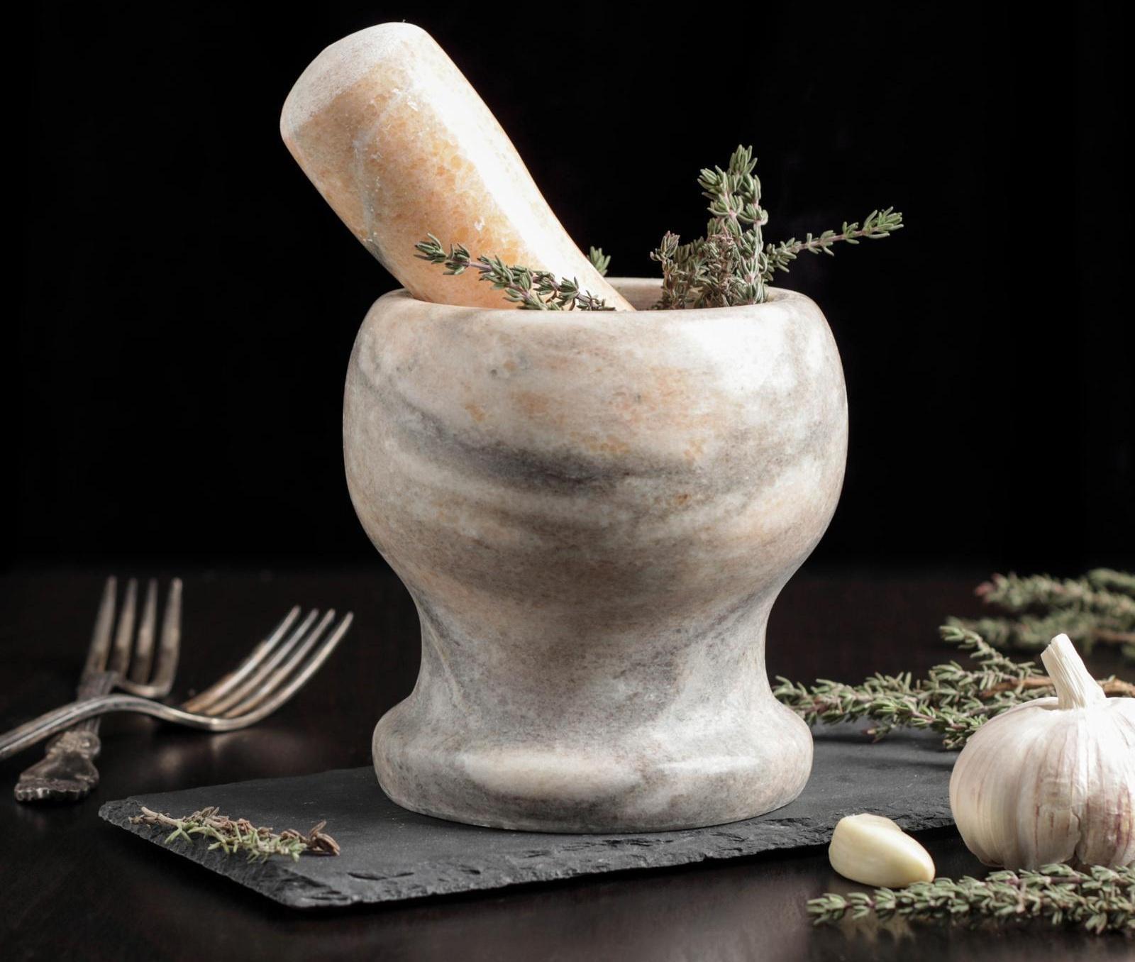 Ступка с толкушкой «Мрамор», из натурального камня, цвет коричневый