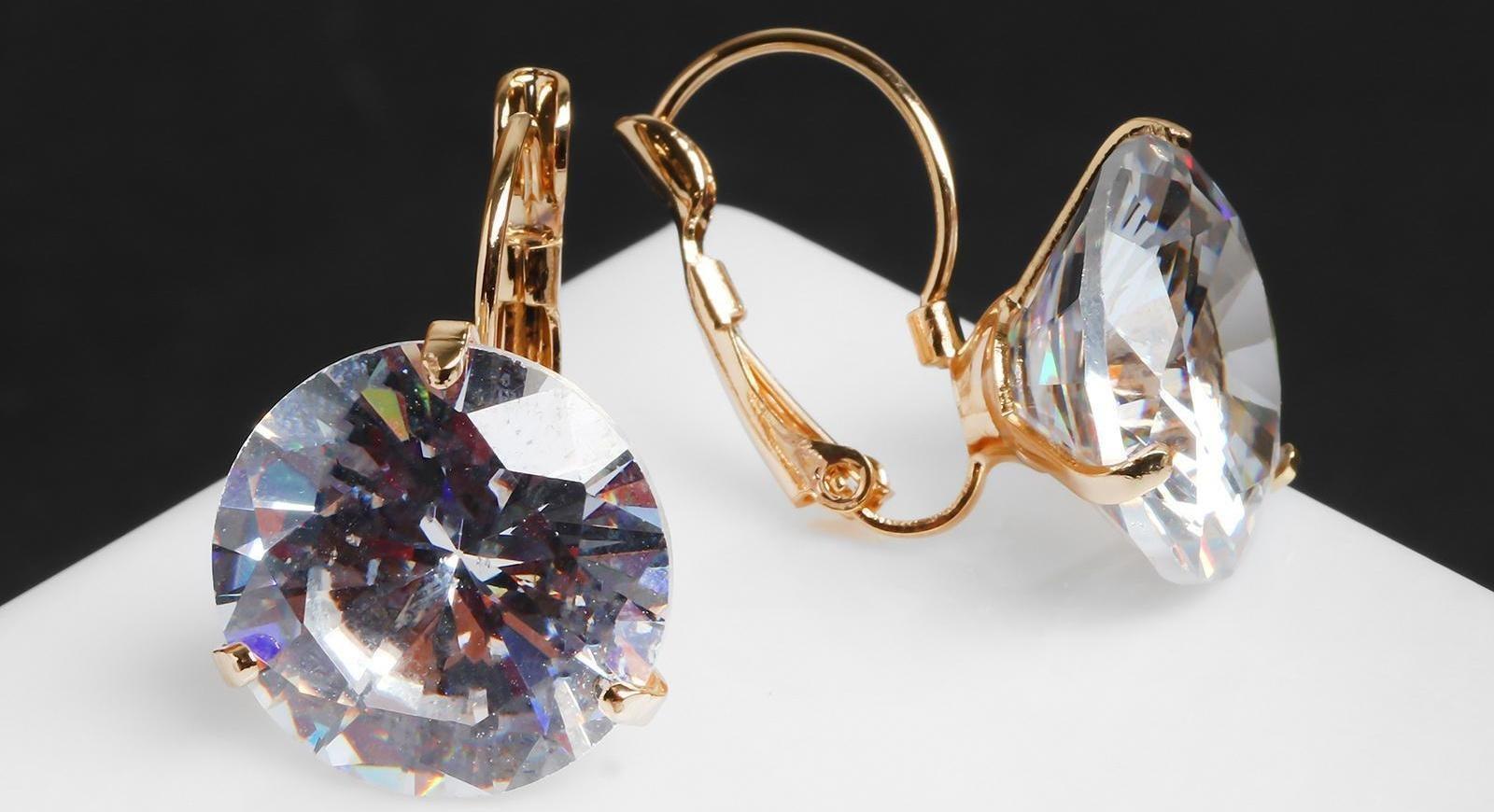 Серьги со стразами 