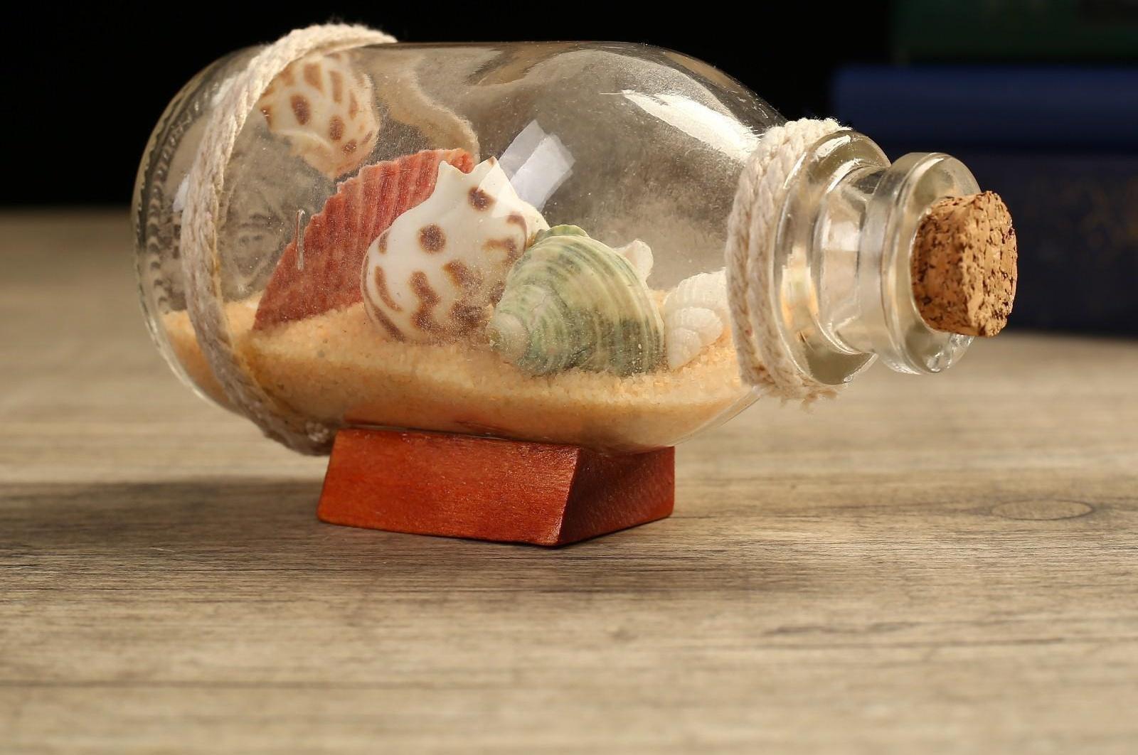 Сувенир в бутылке 