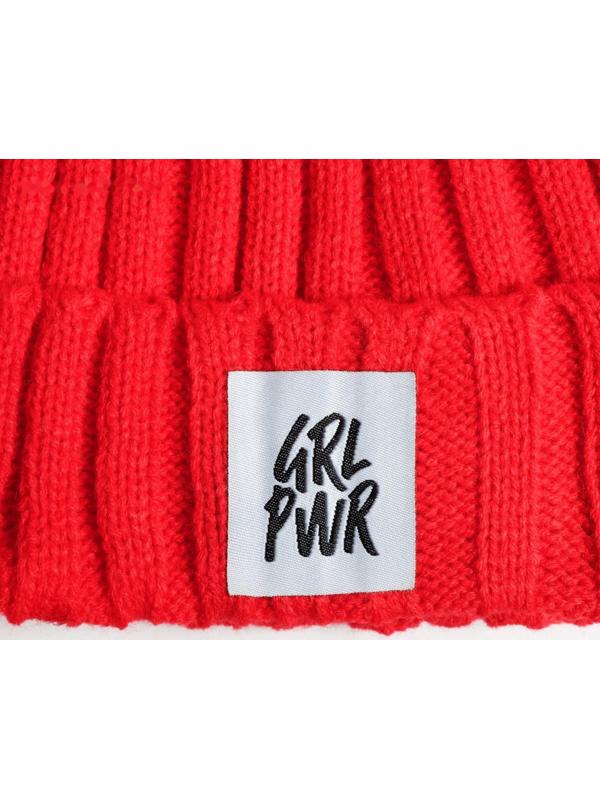 Женская шапка с помпоном 