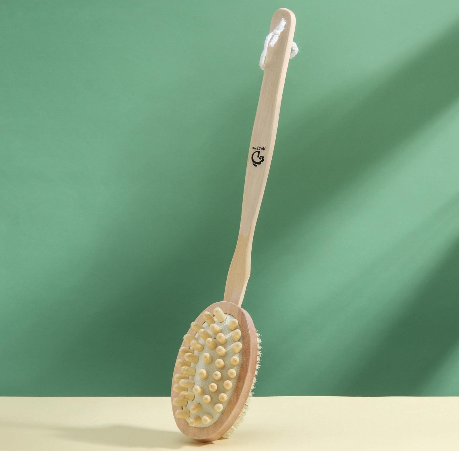 Щётка массажная для тела Доляна, с ручкой и массажёром, натуральная щетина