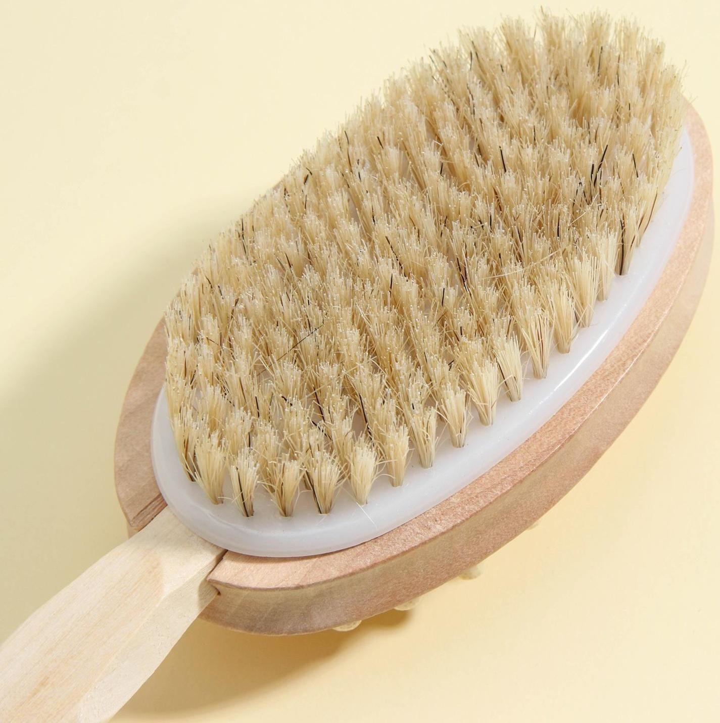 Щётка массажная для тела Доляна, с ручкой и массажёром, натуральная щетина