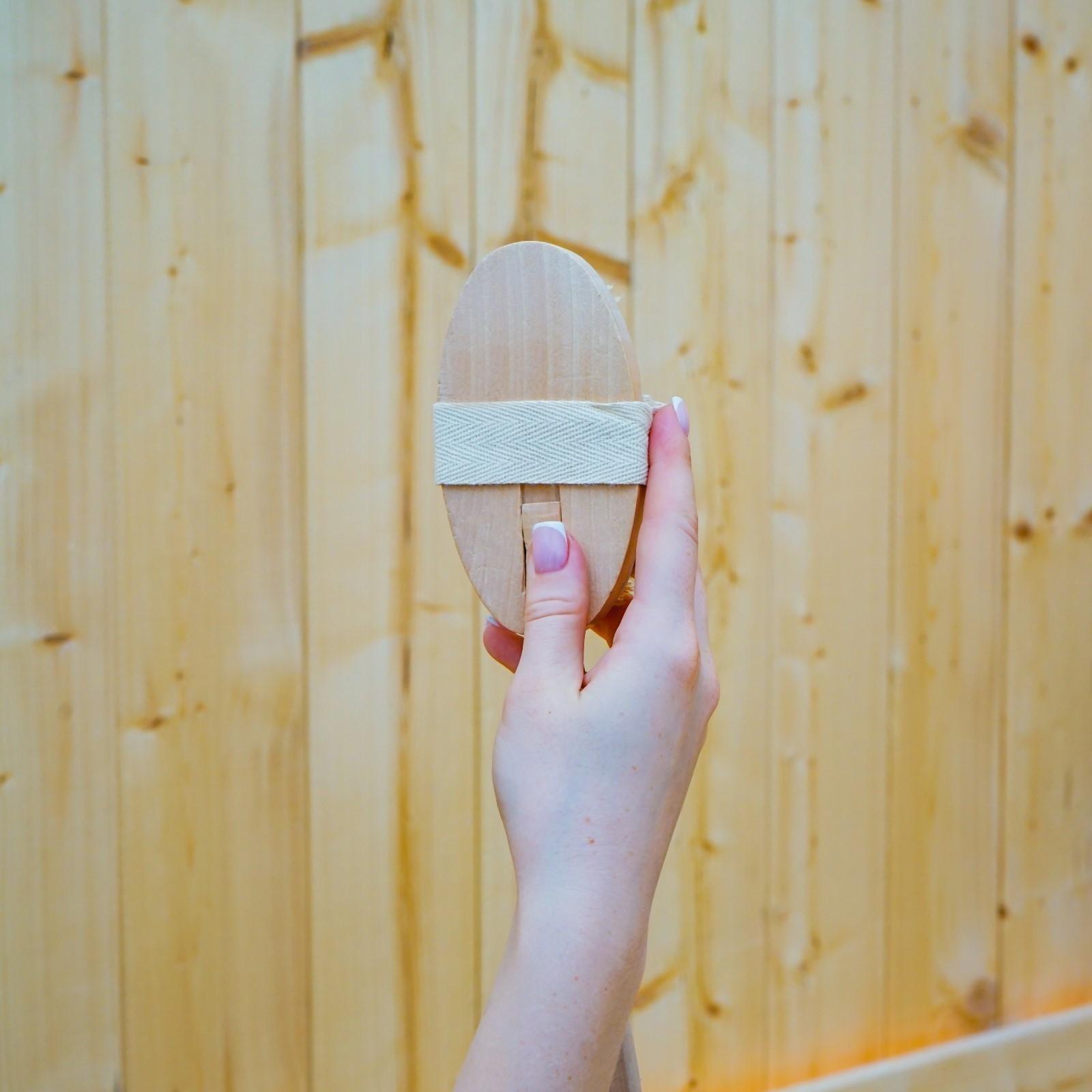 Щётка массажная для тела Доляна, с ручкой, натуральная щетина