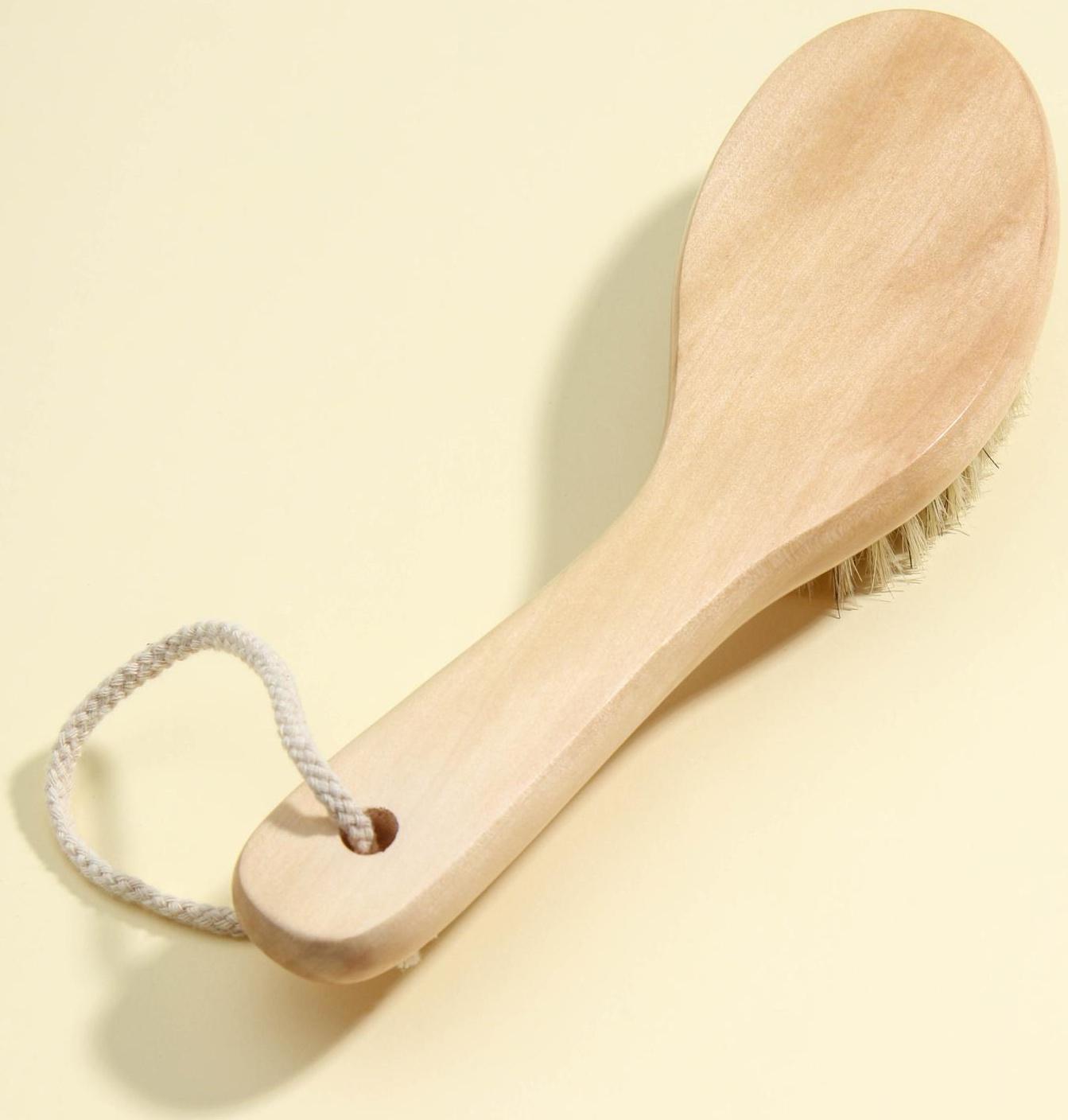 Щётка массажная для тела Доляна, с ручкой, натуральная щетина