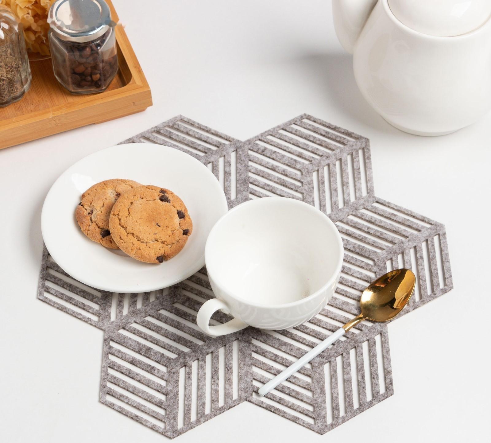 Салфетка декоративная 