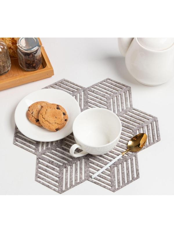 Салфетка декоративная 