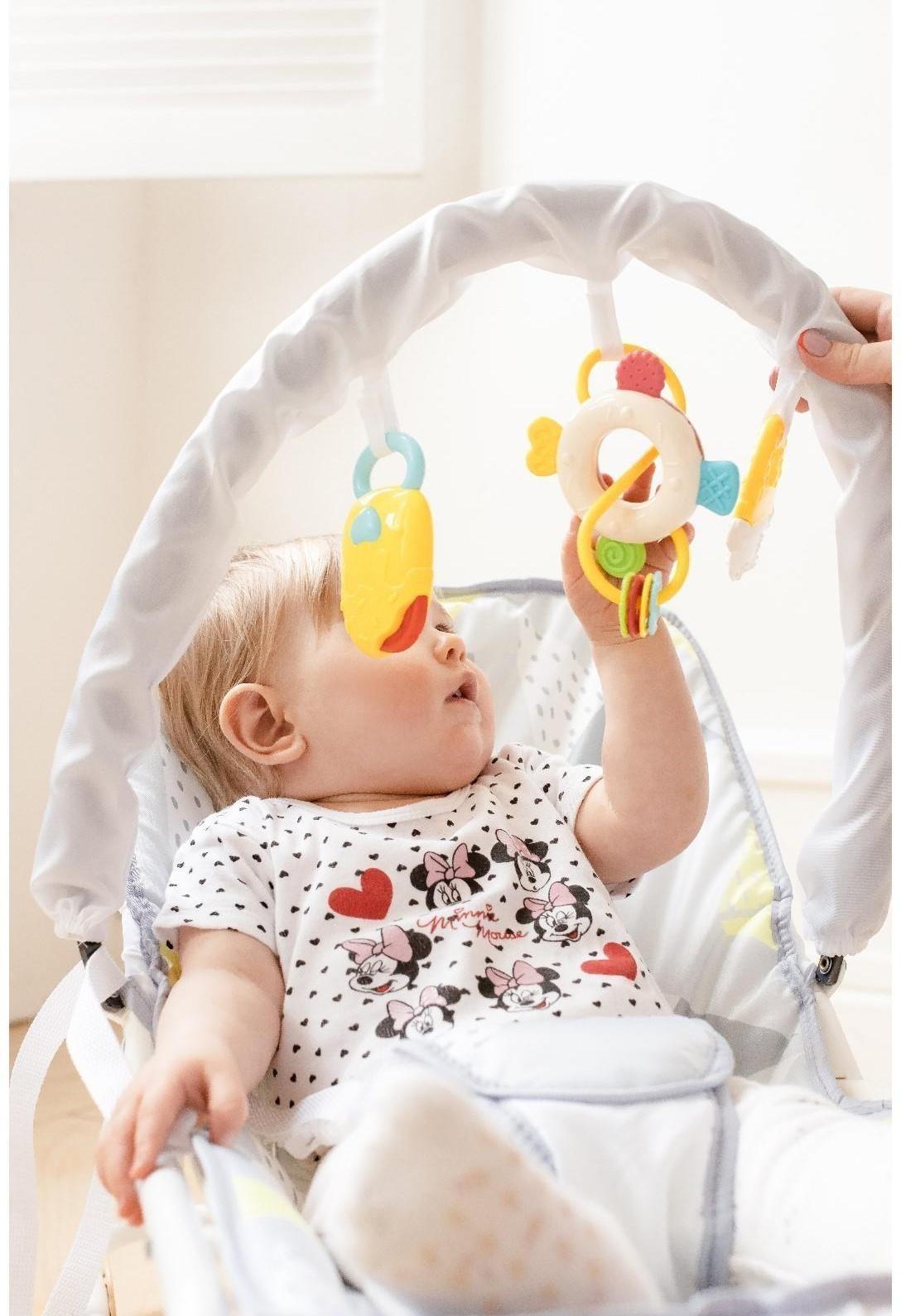 Шезлонг - качалка для новорождённых «Геометрия», игровая дуга, игрушки МИКС