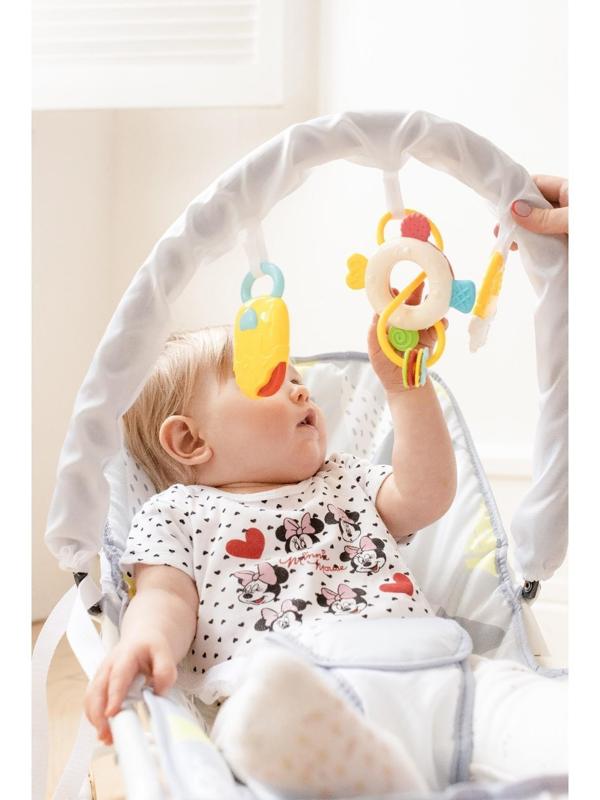 Шезлонг - качалка для новорождённых «Геометрия», игровая дуга, игрушки МИКС