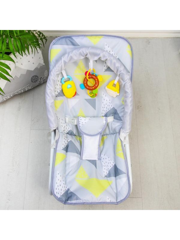 Шезлонг - качалка для новорождённых «Геометрия», игровая дуга, игрушки МИКС