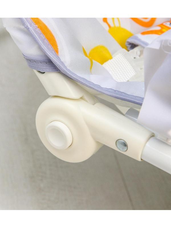 Шезлонг - качалка для новорождённых «Веселые зверята», игровая дуга, игрушки МИКС