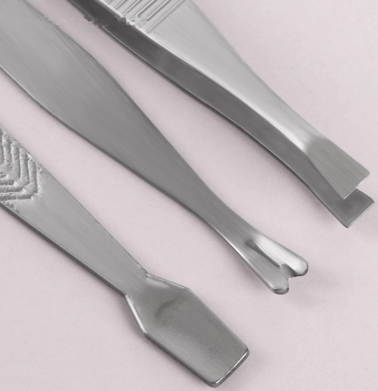 Набор маникюрный «Рептилия», 8 предметов, в футляре, цвет чёрный