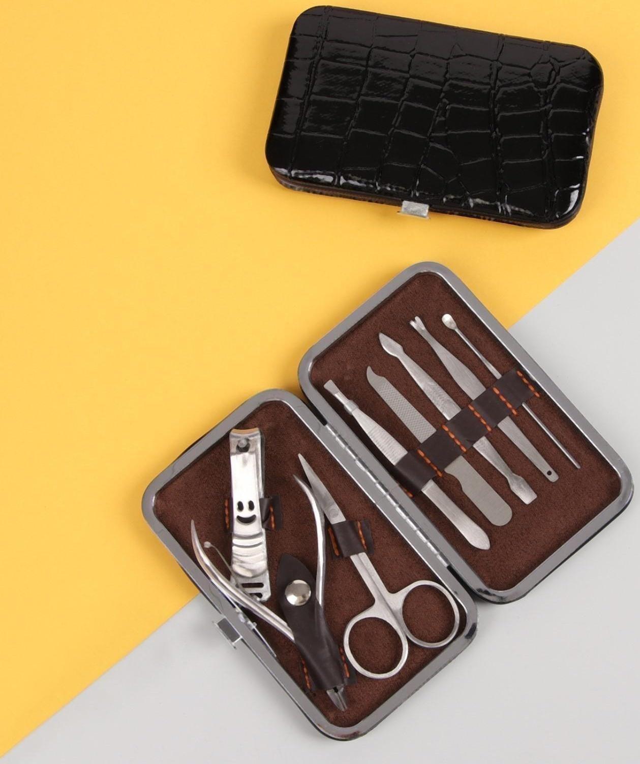 Набор маникюрный «Рептилия», 8 предметов, в футляре, цвет чёрный