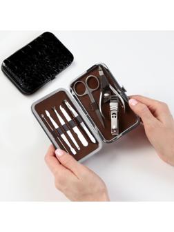 Набор маникюрный «Рептилия», 8 предметов, в футляре, цвет чёрный