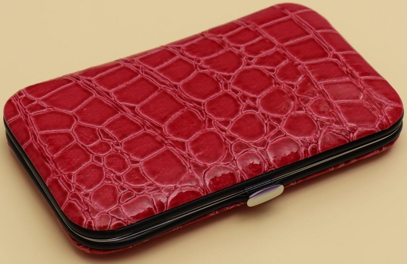 Набор маникюрный «Рептилия», 8 предметов, в футляре, цвет красный