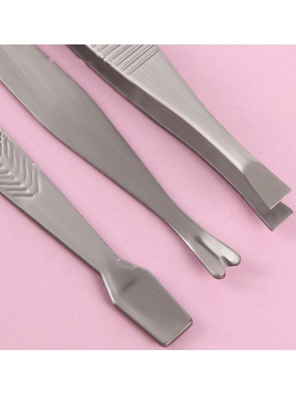 Набор маникюрный «Рептилия», 8 предметов, в футляре, цвет красный