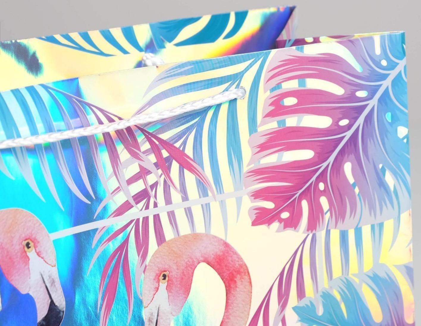 Пакет подарочный голографический «Фламинго», 32 × 26 × 12 см