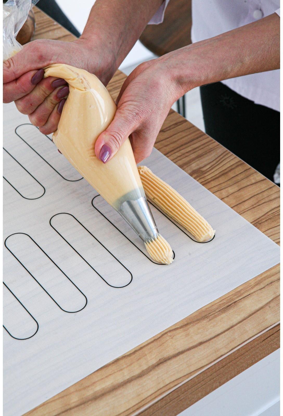 Силиконовый коврик армированный KONFINETTA «Эклер», 38×28 см, 0,4 мм