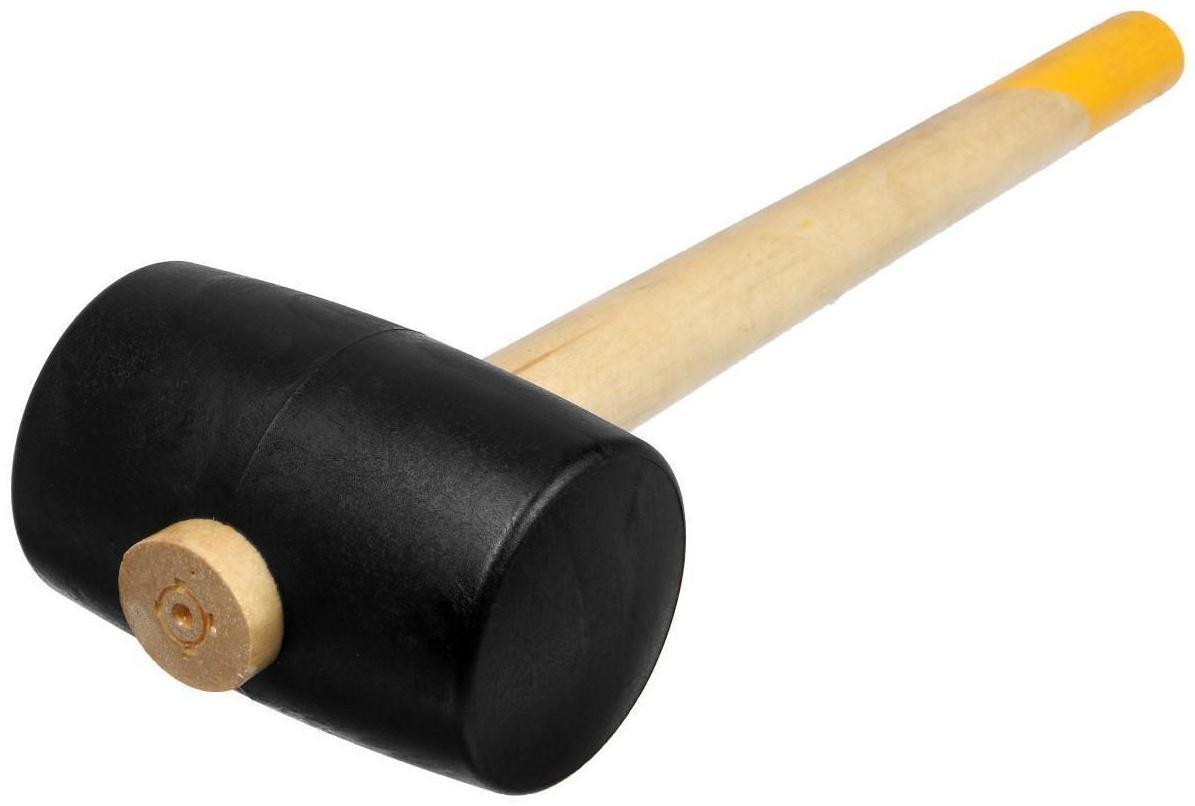 Киянка ТУНДРА, деревянная рукоятка, черная резина, 75 мм, 900 г