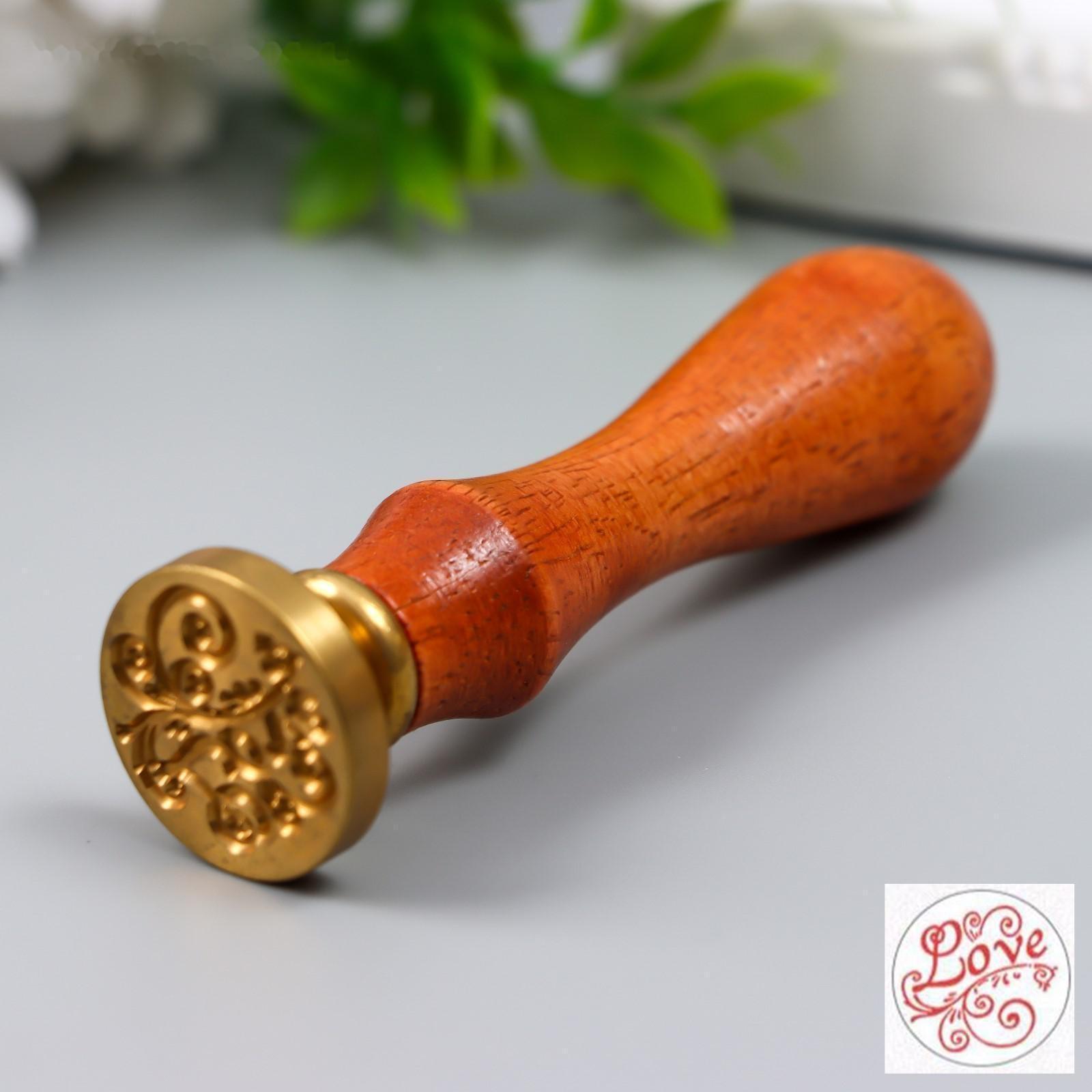 Печать для сургуча с деревянной ручкой 