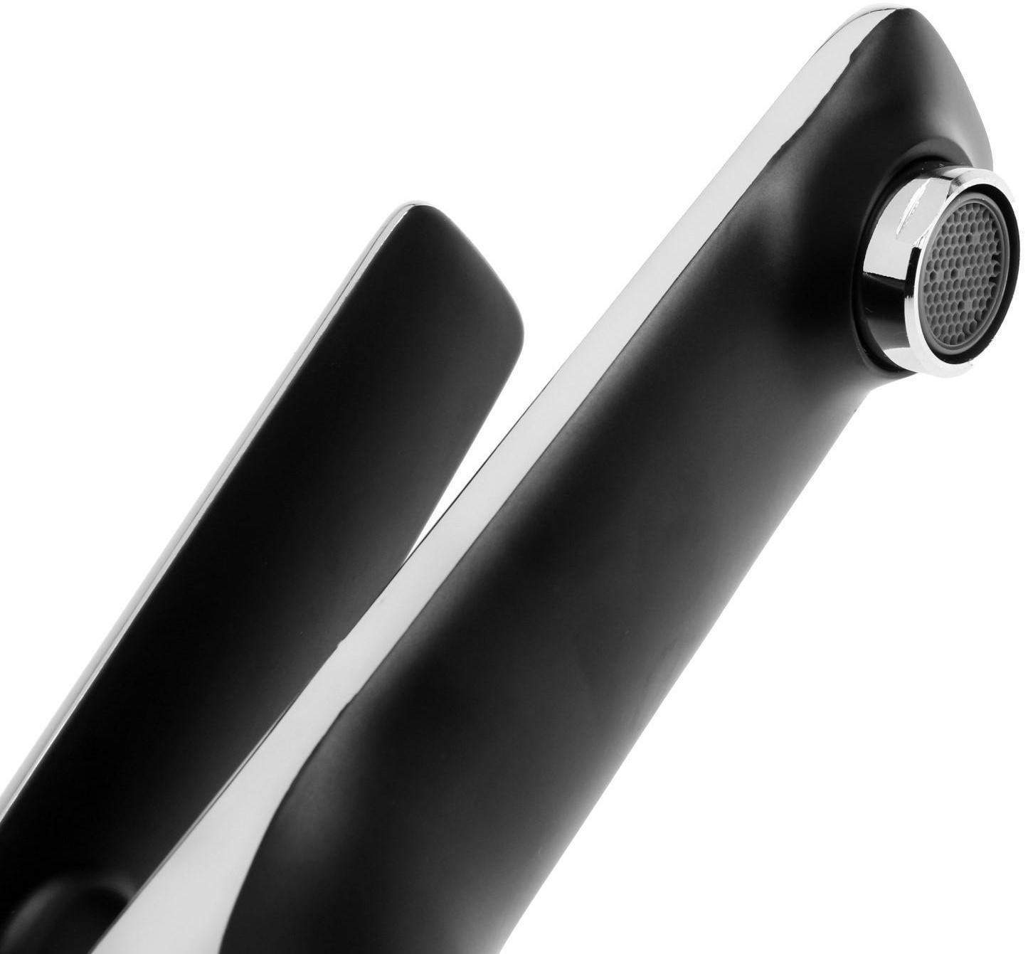 Смеситель для раковины Accoona A90123F, однорычажный, с гайкой, латунь, черный/хром