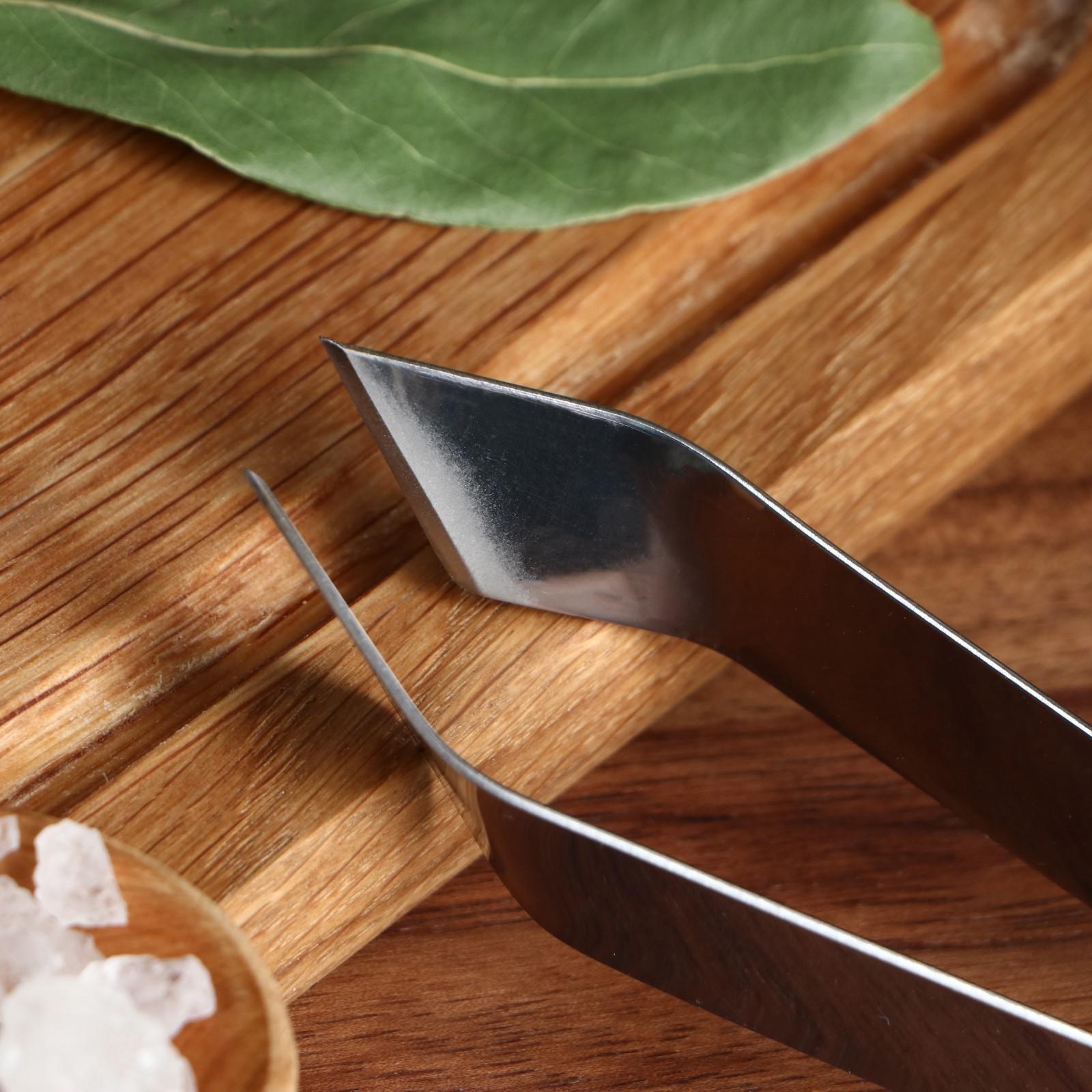 Пинцет для удаления костей из рыбы 