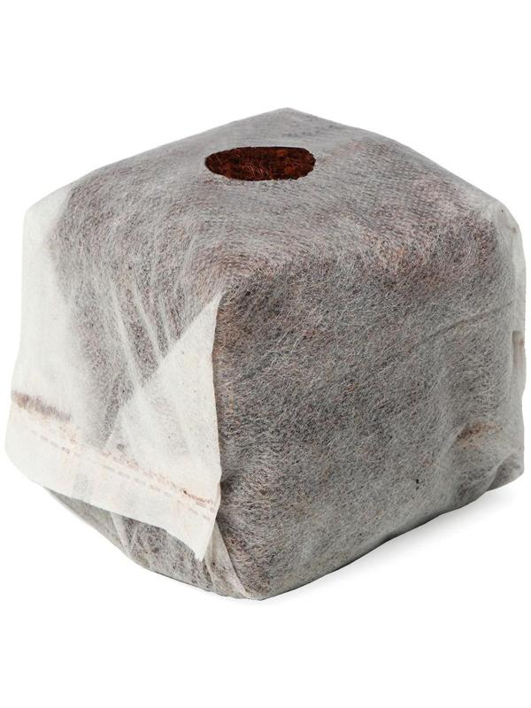 Субстрат кокосовый в кубике, 10 × 10 см, 0.6 л, Greengo