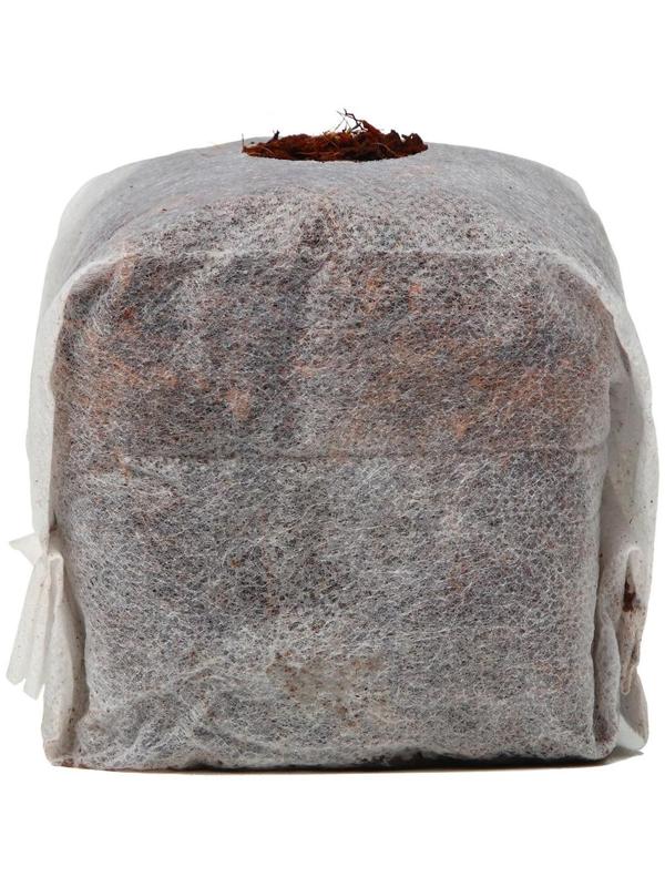 Субстрат кокосовый в кубике, 7 × 7 см, 0.4 л, Greengo