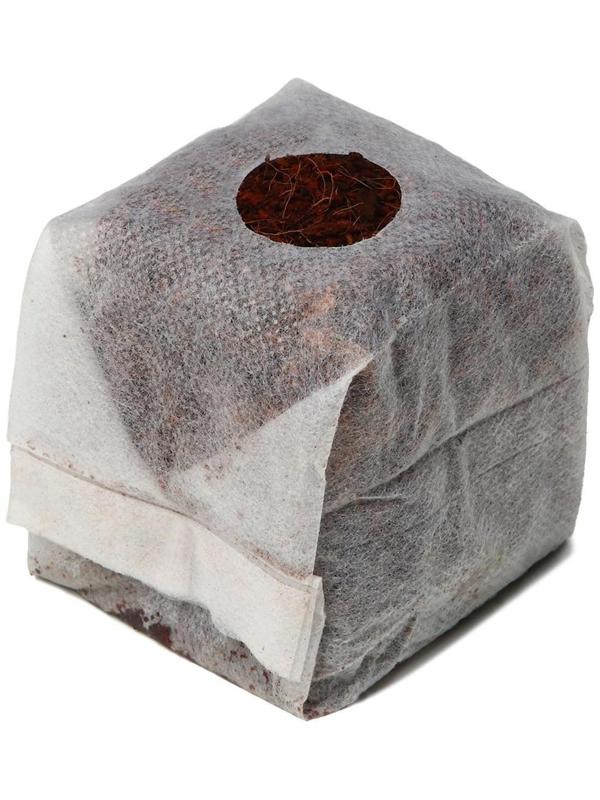 Субстрат кокосовый в кубике, 7 × 7 см, 0.4 л, Greengo