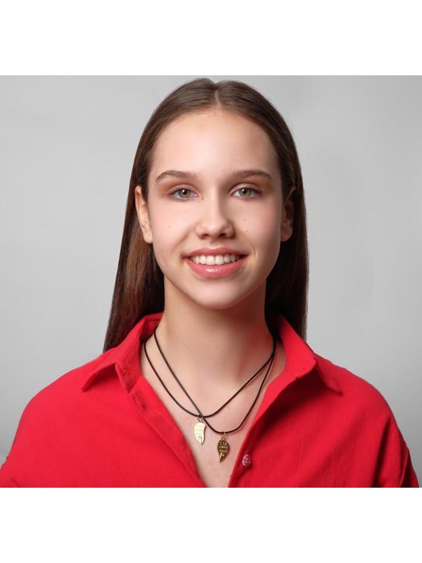 Кулоны на шнурке 