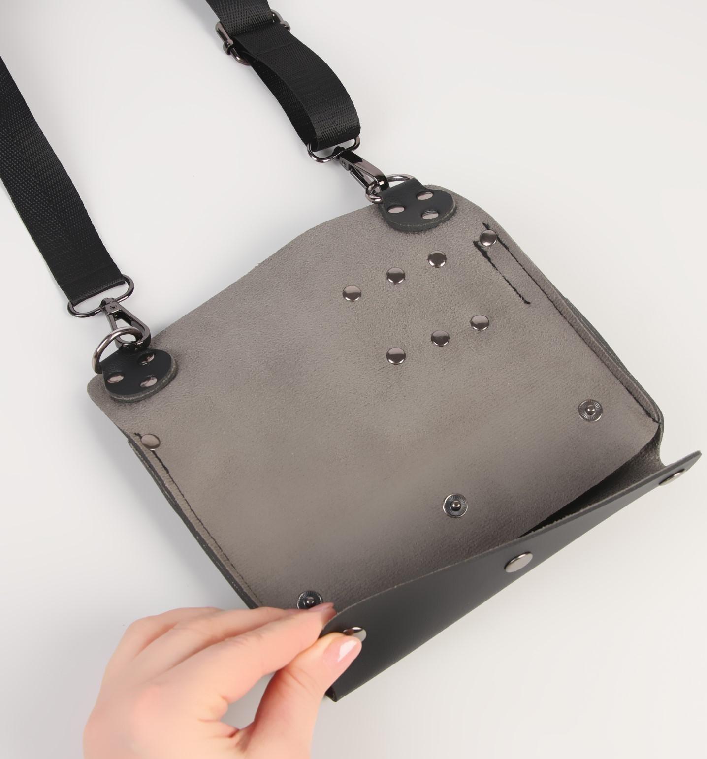 Сумка для мастера 19 × 18,5 см, длина ремня 105 см, цвет чёрный