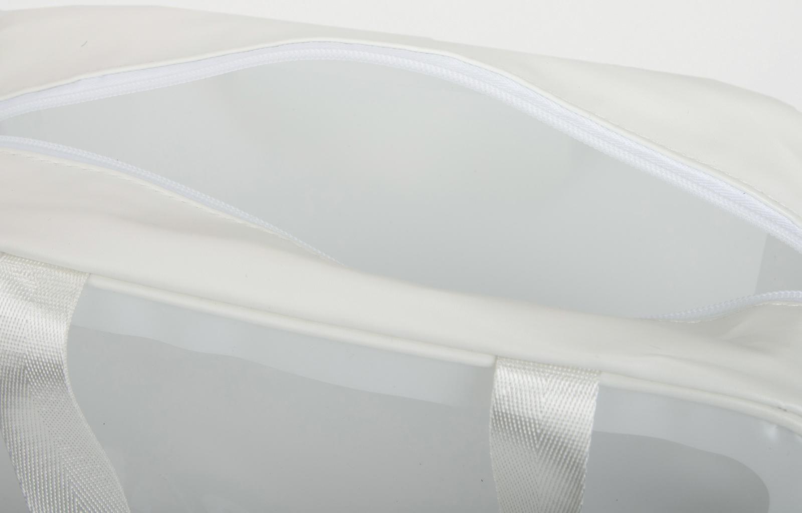 Косметичка на молнии, цвет белый