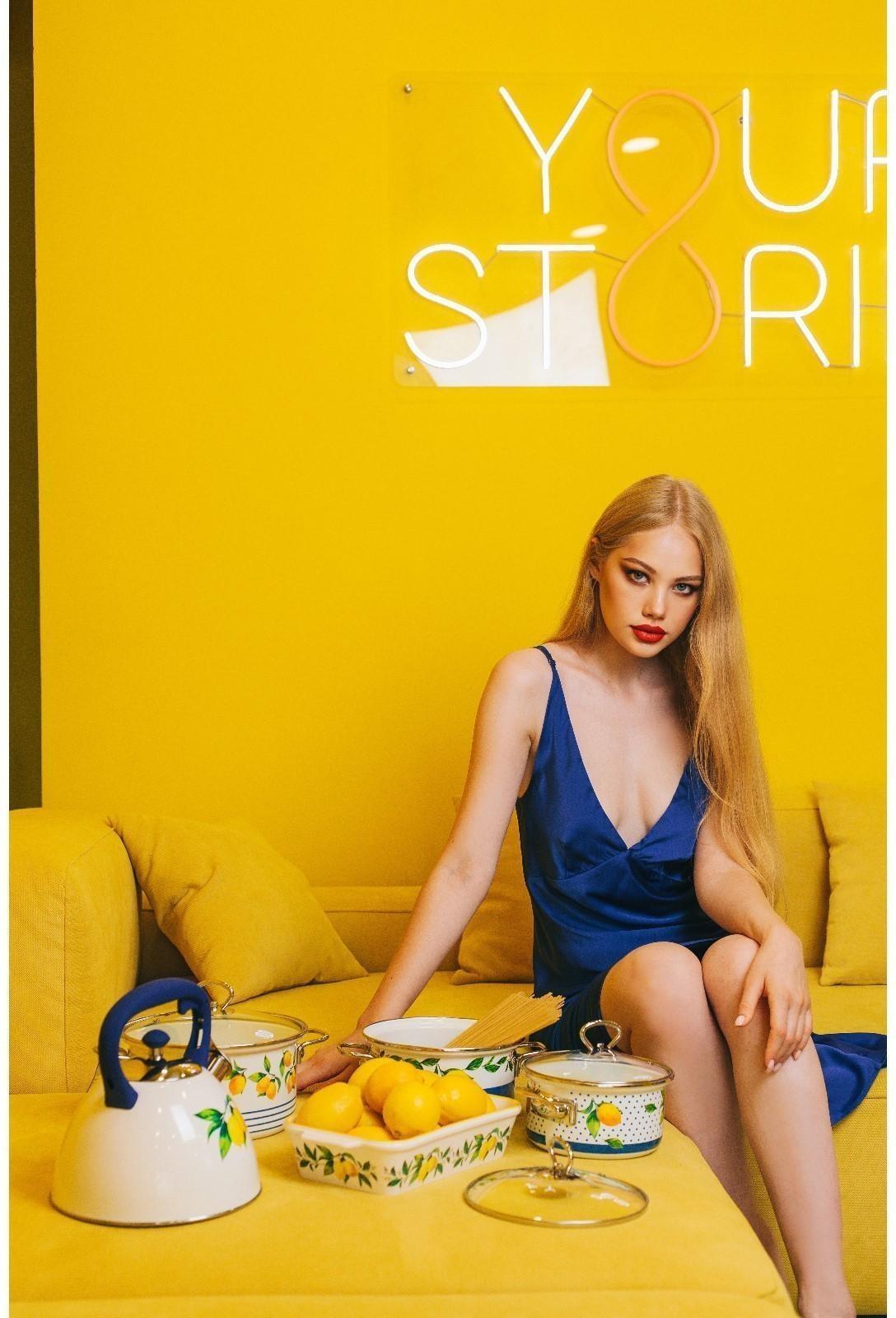 Набор кастрюль Доляна «Лимоны», 3 предмета: 1,9 л, 2,5 л, 3,7 л, крышки, индукция, цвет белый