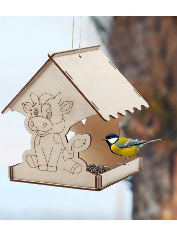 Кормушка для птиц «Бычок», 15,5 × 15 × 18,5 см